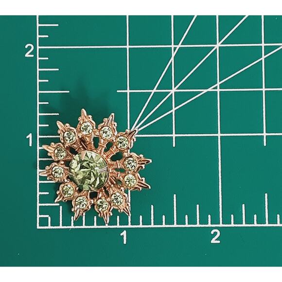 Green Rhinestone Atomic Star Burst Brooch On Gold Tone Metal - Picture 6 of 6